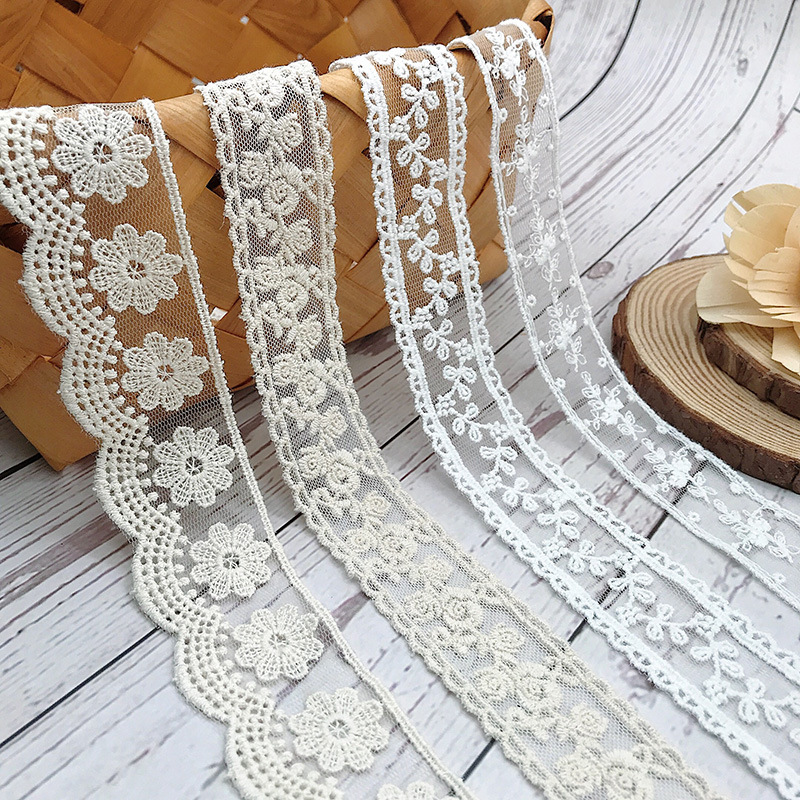 Embroidery Jersey - 3 Yards/Lot Stickerei Weiß Beige Baumwollfaden