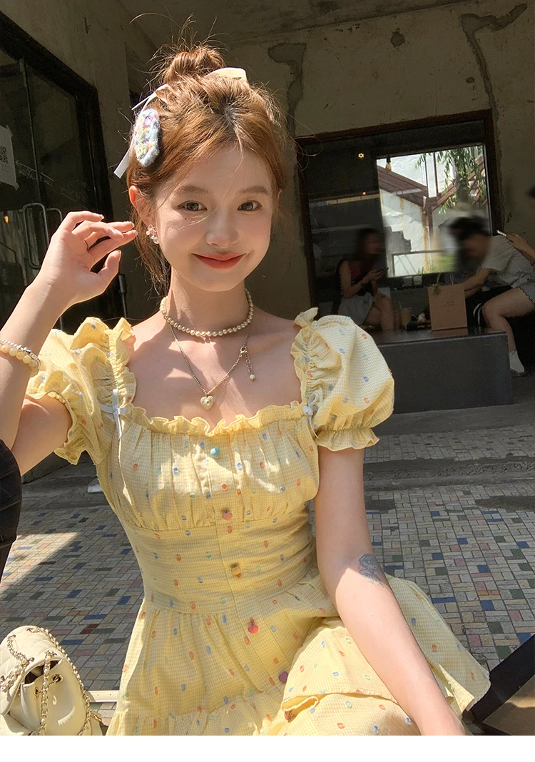 Hochwertige heiße verkaufende  – Embroidery Yellow Dress Bewertung und Preis