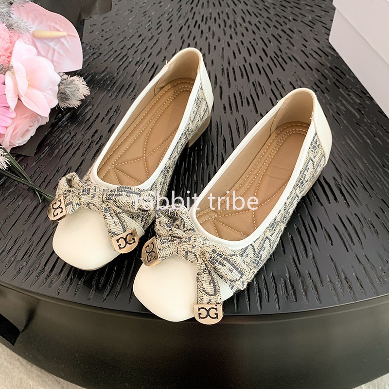 Bequeme französische Damen-Ein – Embroidery Yes Bewertung und Preis