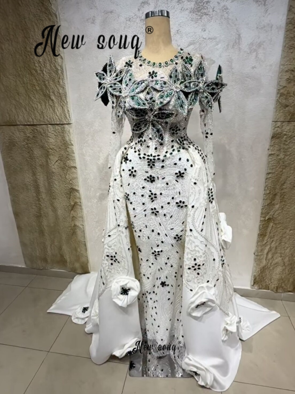 Luxuriöse bestickte weiße Ball – Embroidery White Dress Bewertung und Preis