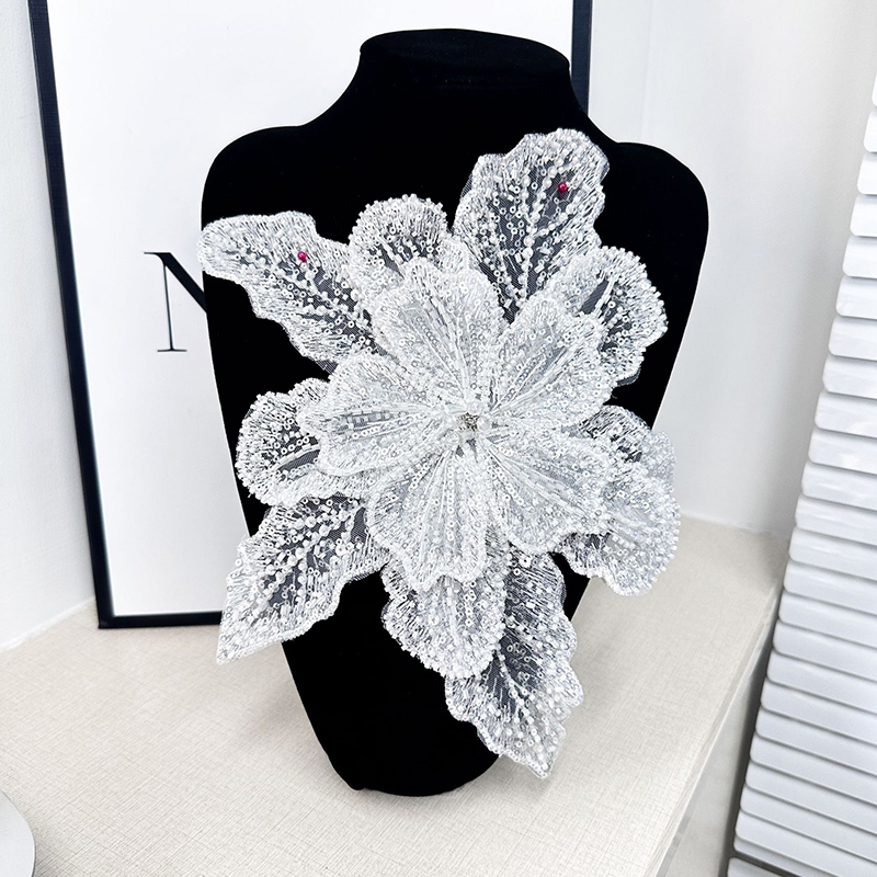 Weiße Spitze Pailletten Perlen – Embroidery Abaya Bewertung und Preis