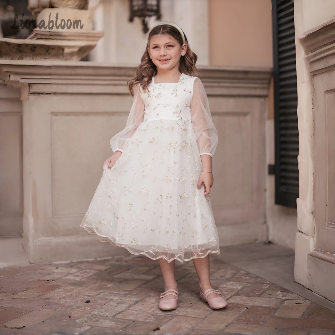 Maßgeschneidertes Blumenmädche – Embroidery Wedding Bewertung und Preis