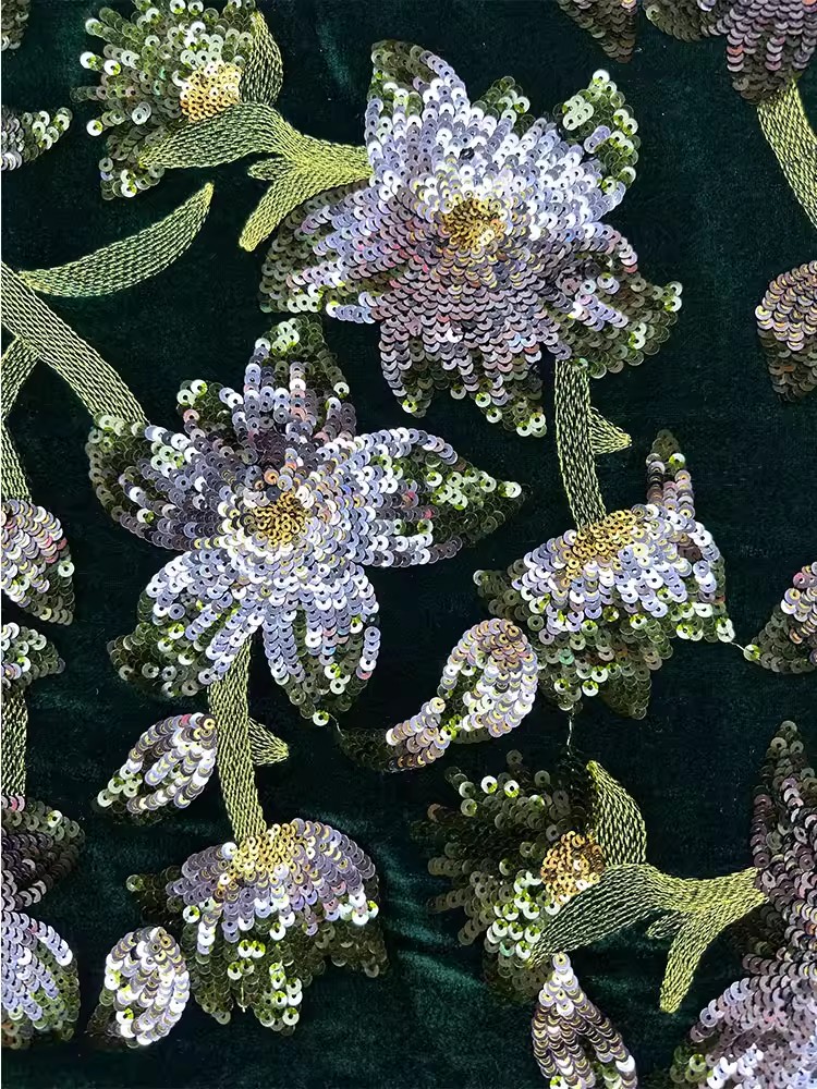 1 Yard Retro-Samtstoff, handge – Embroidery Beads Bewertung und Preis